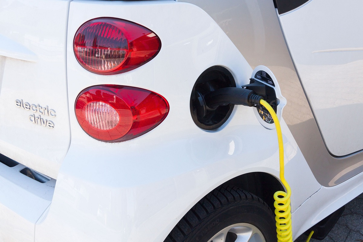 dvejcbrn-subsidie-elektrische-auto-2020