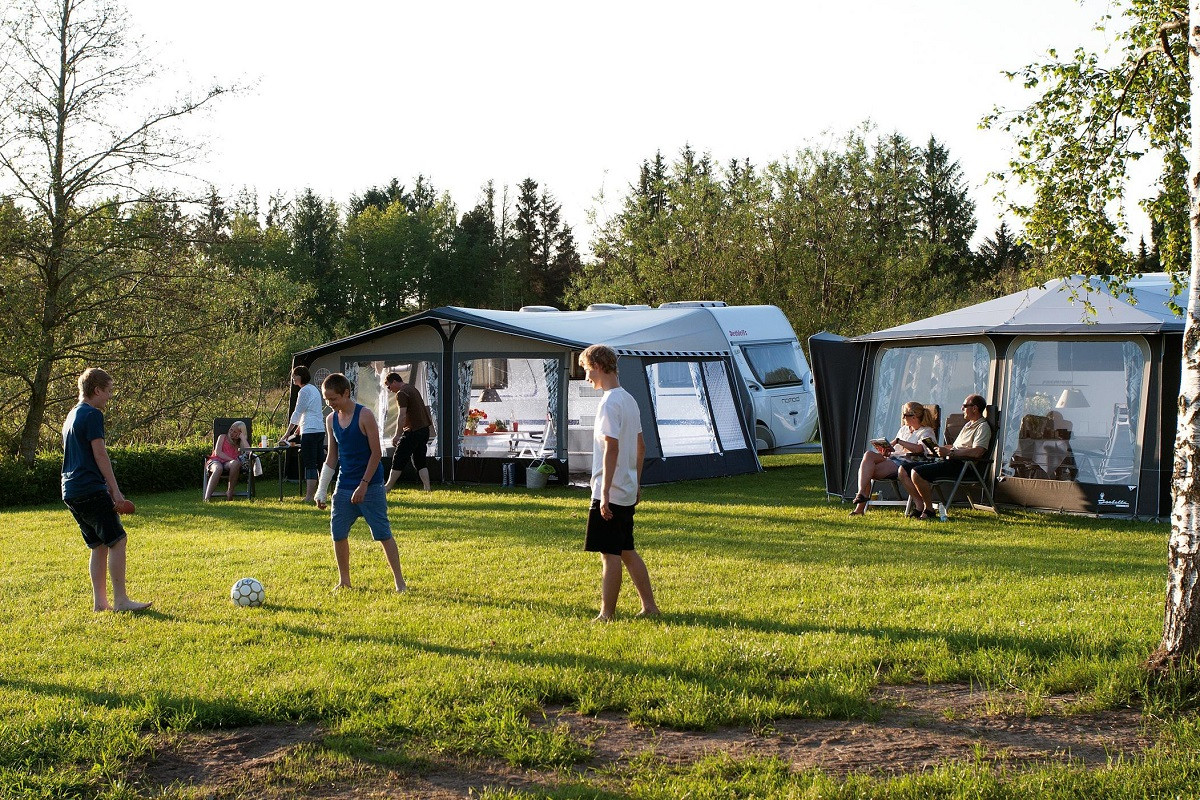 oublz2nq-camping-en-woon-werkverkeer oublz2nq-camping-en-woon-werkverkeer